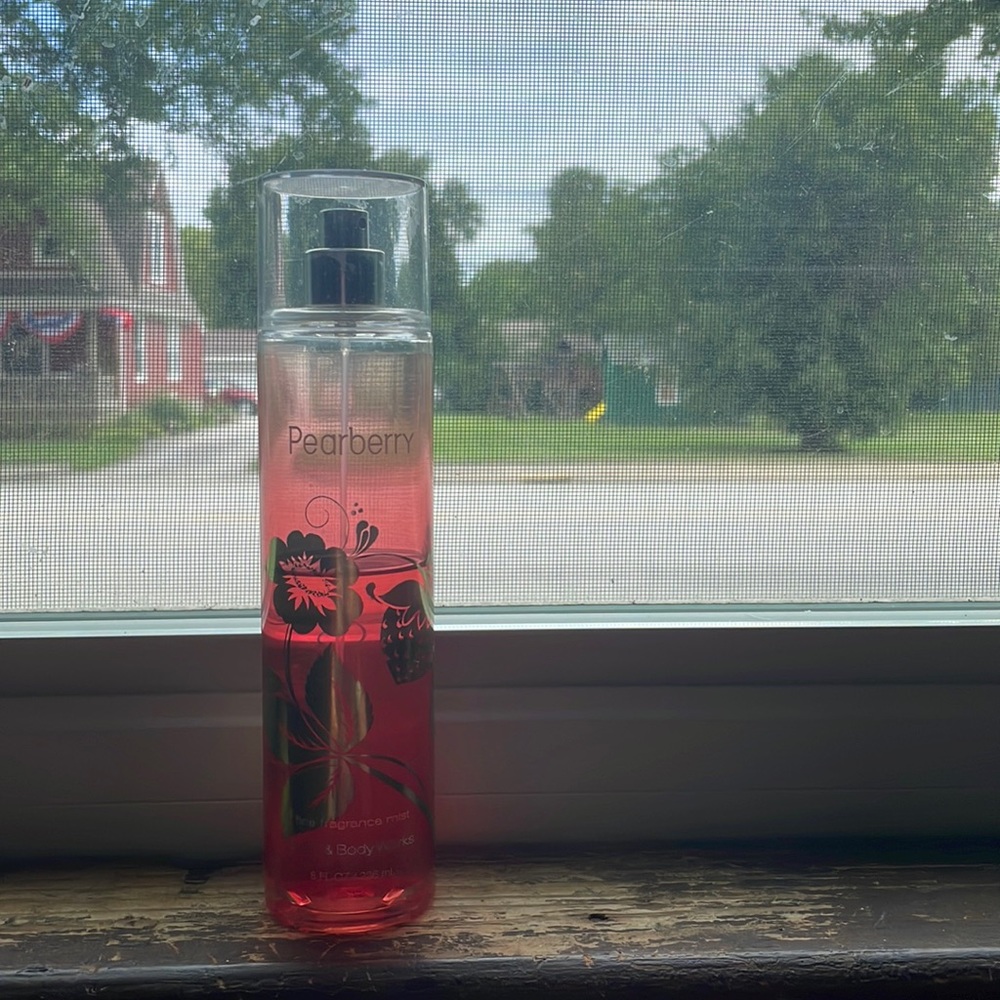 Pearberry Bath & Body Works perfume